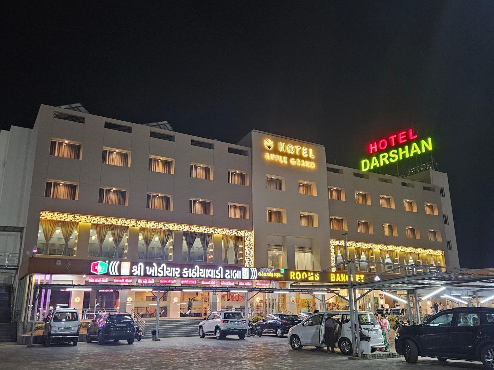 Hotel Grand Darshan Вадодара Екстер'єр фото
