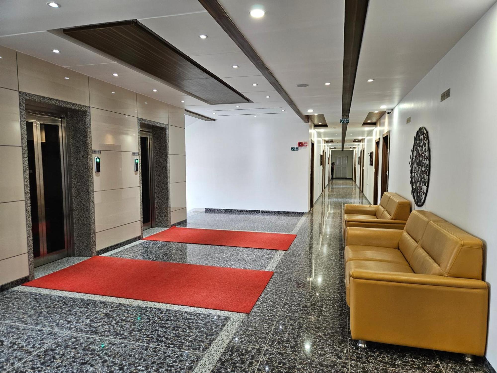 Hotel Grand Darshan Вадодара Екстер'єр фото